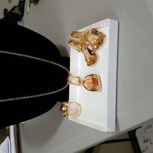Kenneth Lane 3 pc Amber Necklace set claw hook closure